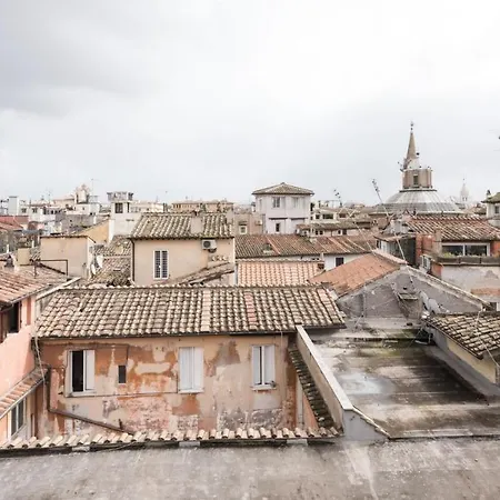 Plum Guide - Theorem Appartamento Roma